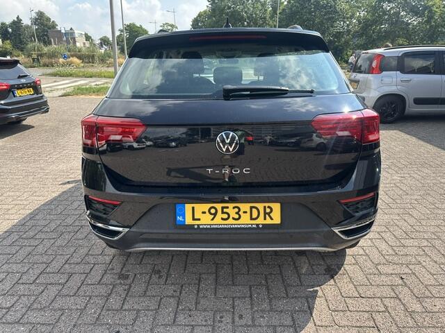 Volkswagen T-Roc 1.0 TSI Style Apple carplay Cruise Lmv Nap