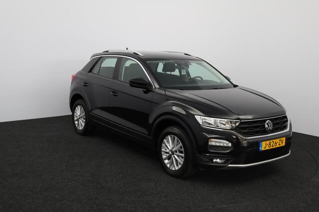 Volkswagen T-Roc 1.5 TSI Style Business/ Trekhaak/ Elek. Kofferklep/ Apple + Android/ DAB+/ Navi/ Airco/ Adaptive Cruise/ Lane-Assist./ Elek. pakket/ Isofix/ Bluetooth/ Multi. LEDER. Stuur/ 16'' LMV/ Mistl./ PDC/ LED Dagrijverl.