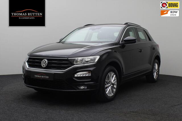 Volkswagen T-Roc 1.5 TSI 2019 | Airco | Trekhaak | Navigatie | Stoelverwarming | DAB Radio | Apple/Android Carplay | Boekjes | Onderhoudshistorie | 2 Sleutels