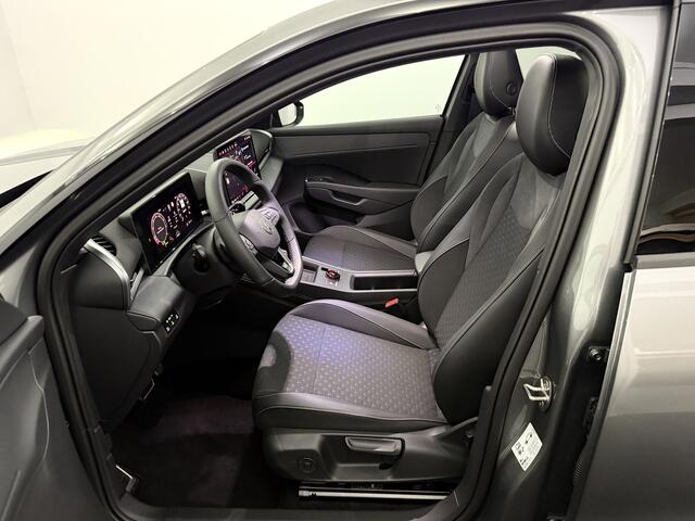Volkswagen T-Roc 1.5 TSI R-Line Edition Nieuwe model!, Panoramadak, Camera, Iq lights, Navi, Half leder, Stoel/Stuurverwarming, Cruise control adaptief, Sfeerverlichting, Elektrische trekhaak, Elektrische achterklep, Keyless start,