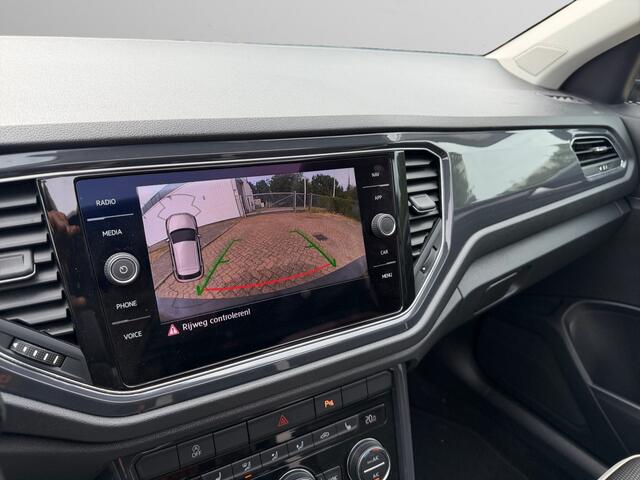 Volkswagen T-Roc 1.5 TSI R-line+ Aut- Panoramadak, Sport Interieur, Ada Cruise, Xenon Led, Virtual Cockpit, Park Assist