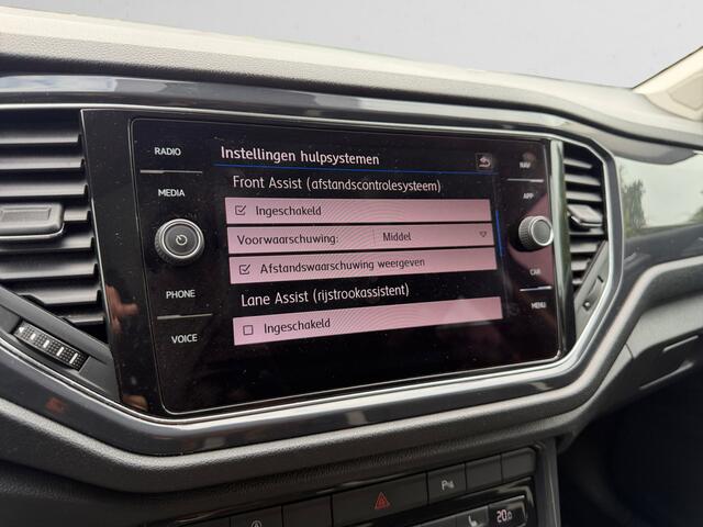 Volkswagen T-Roc 1.5 TSI R-line+ Aut- Panoramadak, Sport Interieur, Ada Cruise, Xenon Led, Virtual Cockpit, Park Assist