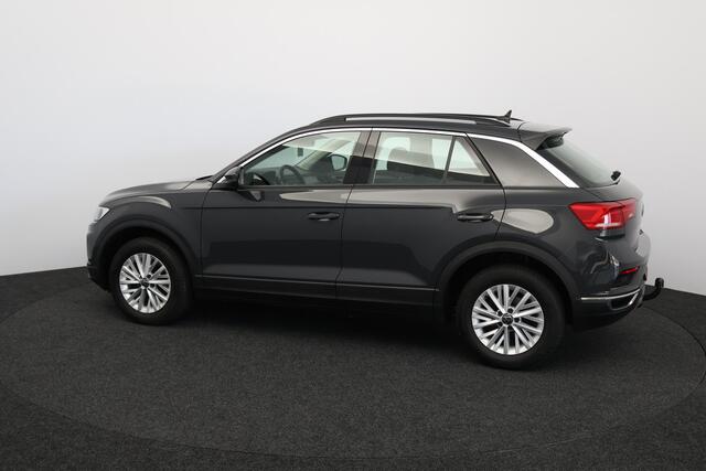 Volkswagen T-Roc 1.5 TSI Style/ Trekhaak!/ 16''LMV/ Apple+android/ Airco/ Navi/ Cruise/ Bluetooth/ Multi.LEDER.Stuur/ Elek.pakket/ Isofix/ PDC V+A.