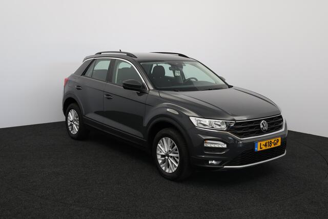 Volkswagen T-Roc 1.5 TSI Style/ Trekhaak!/ 16''LMV/ Apple+android/ Airco/ Navi/ Cruise/ Bluetooth/ Multi.LEDER.Stuur/ Elek.pakket/ Isofix/ PDC V+A.