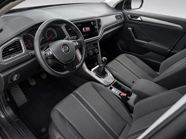 Volkswagen T-Roc 1.0 TSI Style Business- Stoelverwarming, Acc Cruise, Trekhaak, Led, Privacy Glass