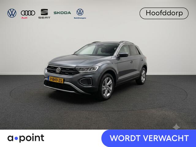 Volkswagen T-Roc 1.0 TSI Life 110 pk | Navigatie via App | Parkeersensoren (Park assist) | Achteruitrijcamera | Adaptieve cruise control | LED koplampen |