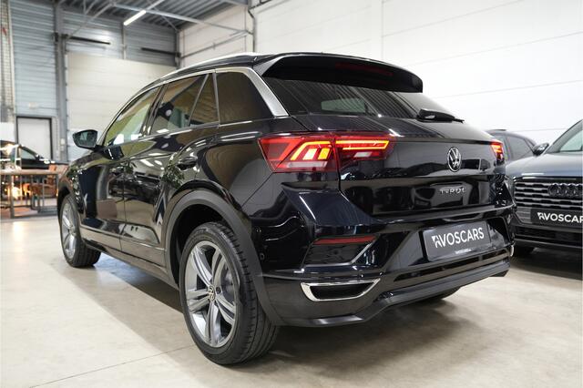 Volkswagen T-Roc 1.5 TSI 3x R-Line DSG * Pano - Virtual - Keyless - Camera - ACC - Lane - Blind Spot - App *