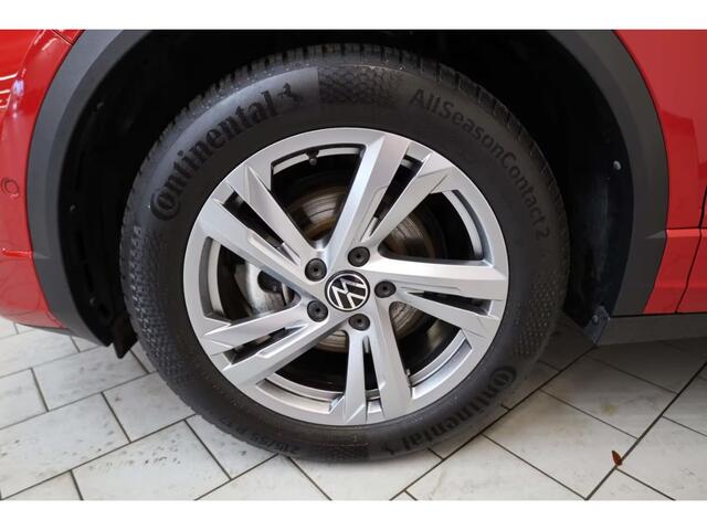 Volkswagen T-Roc Cabrio 1.5 TSI R-Line ** LED, NAVI+, ACC, TREKH, SPIEGEL- & WINTER-PACK, 17-inch LMV ** 1e EIG - VW-AG - UNFALLFREI ** ** INFORMEER OOK NAAR ONZE AANTREKKELIJKE FINANCIAL-LEASE TARIEVEN **