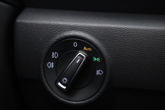 Volkswagen T-Roc Cabrio 1.5 TSI R-Line | Rijklaar! | 2x R-Line | Afn. Trekhaak | Dig. Cockpit | Beats Audio | Adapt. Cruise | Camera+PDC | Stoelverw. | Nav+App. Connect | LED | Climate | Draadloos | Keyless V