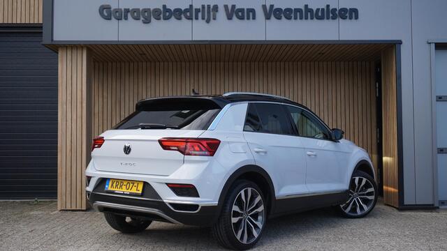 Volkswagen T-Roc 1.5 150pk TSI Sport Pano Virtual Stoelverw Drive select *68737km* 19 inch LM Cruise LED * 1ste eign*