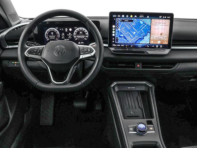 Volkswagen T-Roc Life First Edition 1.5 eTSI 116 PK 7 versn. DSG · Comfort Pakket · Achteruitrijcamera · Draadloze telefoonlader · Prijs is inclusief inruilpremie ·
