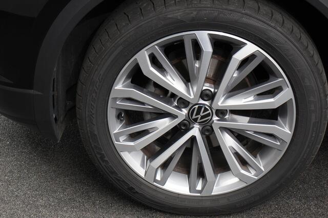 Volkswagen T-Roc 1.5 TSI Sport DSG Navigatie Adaptieve Cruise Control Climate Control Digitale Dashboard Camera 18"Lichtmetalen velgen