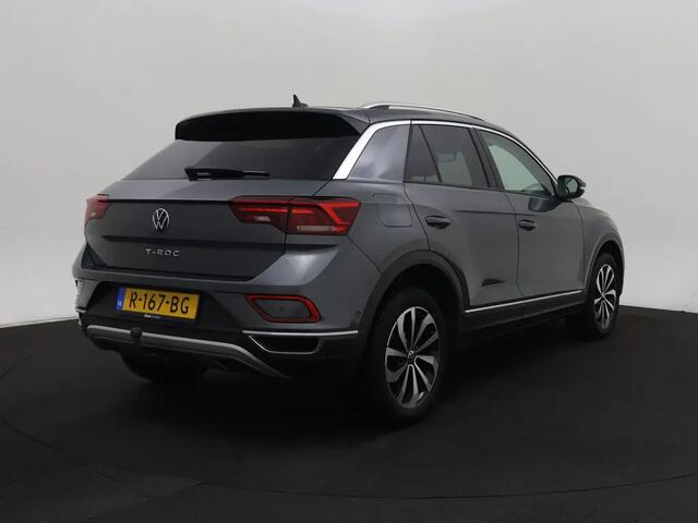 Volkswagen T-Roc 1.0 TSI Style Xenon Alcantara Virtual cockpit Navi Camera Trekhaak Bj:2022