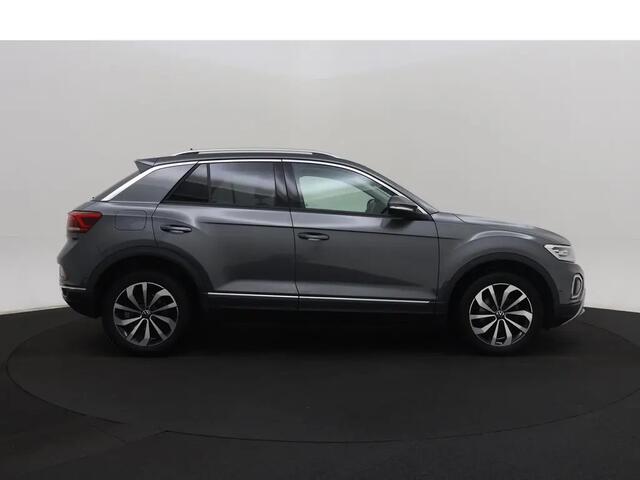 Volkswagen T-Roc 1.0 TSI Style Xenon Alcantara Virtual cockpit Navi Camera Trekhaak Bj:2022