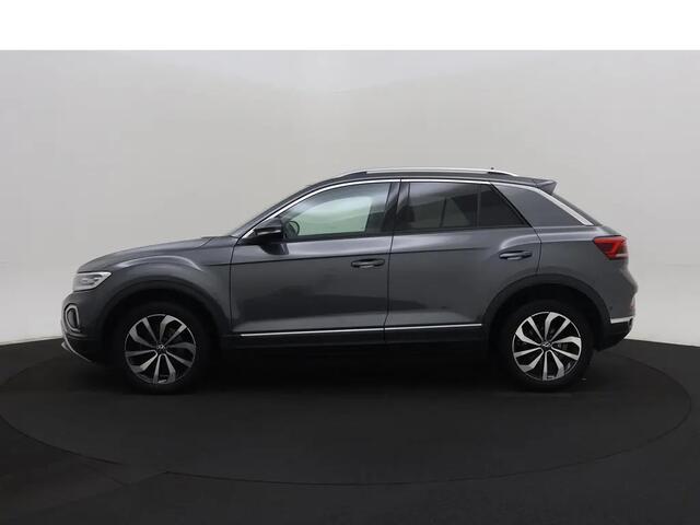 Volkswagen T-Roc 1.0 TSI Style Xenon Alcantara Virtual cockpit Navi Camera Trekhaak Bj:2022