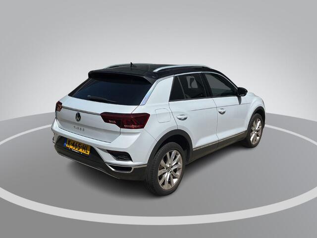 Volkswagen T-Roc 1.5 TSI 150pk DSG Sport · Camera · ACC · Alarmklasse 3 · Apple/Android Car Play · Verkeersbord Detectie · Elek. Inklapbare Spiegels ·