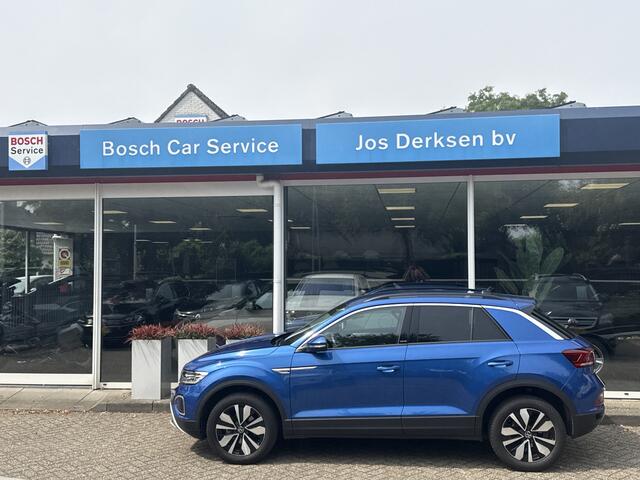 Volkswagen T-Roc 1.5 TSI 150PK Move DSG - Standkachel | Camera | CarPlay | Nav | Virtual | Stoelverw. | Afn. trekh.