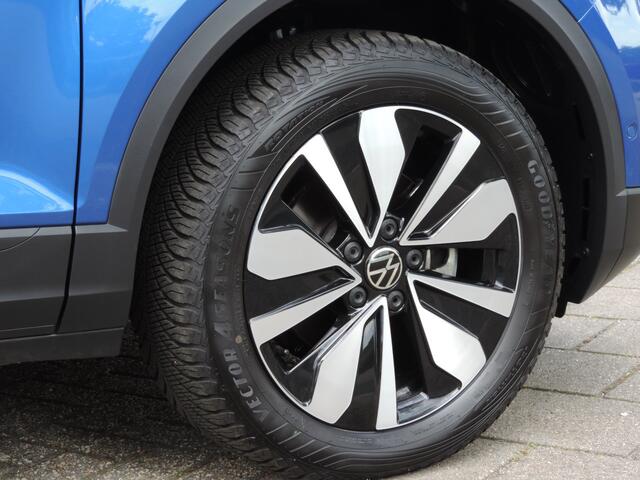 Volkswagen T-Roc 1.5 TSI 150PK Move DSG - Standkachel | Camera | CarPlay | Nav | Virtual | Stoelverw. | Afn. trekh.