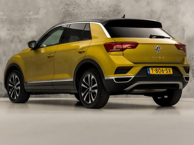 Volkswagen T-Roc 1.0 TSI Sport (APPLE CARPLAY, GROOT NAVI, STOELVERWARMING, GETINT GLAS, SPORTSTOELEN, ADAPTIVE CRUISE, PARKEERSENSOREN, NIEUWSTAAT)
