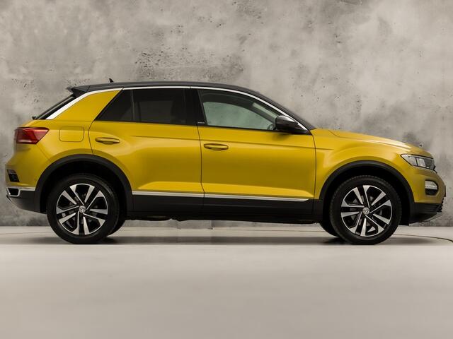 Volkswagen T-Roc 1.0 TSI Sport (APPLE CARPLAY, GROOT NAVI, STOELVERWARMING, GETINT GLAS, SPORTSTOELEN, ADAPTIVE CRUISE, PARKEERSENSOREN, NIEUWSTAAT)