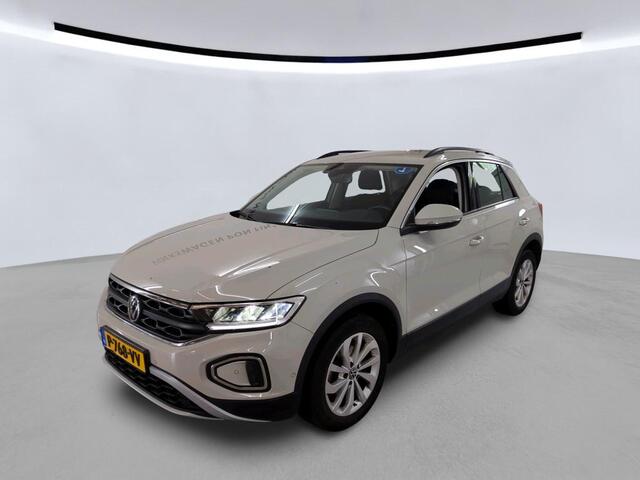 Volkswagen T-Roc 1.5 TSI Life Business Ascot grey | Stoelverwarming | Keyless | Navigatie | Acc