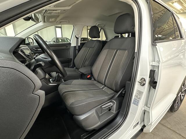 Volkswagen T-Roc 1.0 TSI R-line | Acc | Led | Trekhaak |