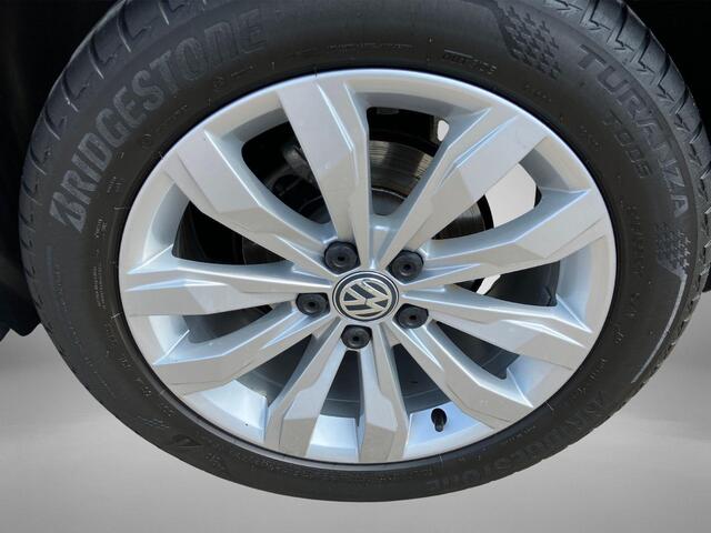 Volkswagen T-Roc 1.5TSI 110KW/150PK DSG Style · Apple/Android Car Play · Trekhaak · Navigatie ·