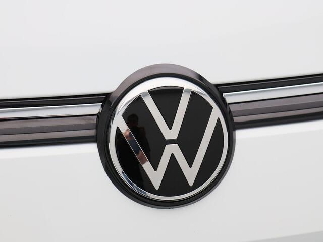 Volkswagen T-Roc 1.5 eTsi 115 Pk Life First Edition | Stoel/Stuurverwarming | Adaptive cruise | Camera | Navigatie | CarPlay | 17 Inch | 9.218 Km !!
