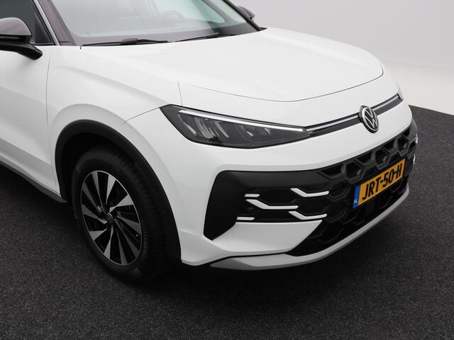 Volkswagen T-Roc 1.5 eTsi 115 Pk Life First Edition | Stoel/Stuurverwarming | Adaptive cruise | Camera | Navigatie | CarPlay | 17 Inch | 9.218 Km !!