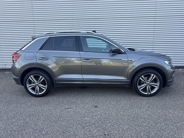 Volkswagen T-Roc 1.5 TSI Sport Bns R-line NAP Automaat Pano BTW Camera Keyless Carplay