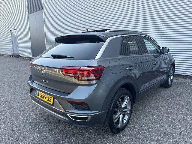 Volkswagen T-Roc 1.5 TSI Sport Bns R-line NAP Automaat Pano BTW Camera Keyless Carplay
