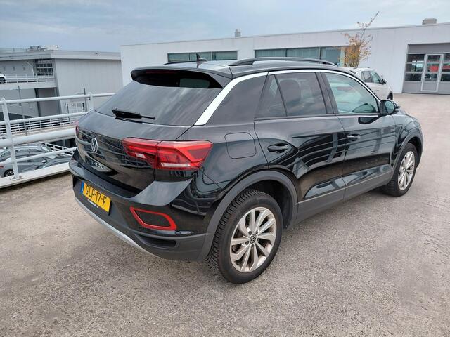 Volkswagen T-Roc 1.5 TSI Life Edition | Multimedia Pakket | Camera |