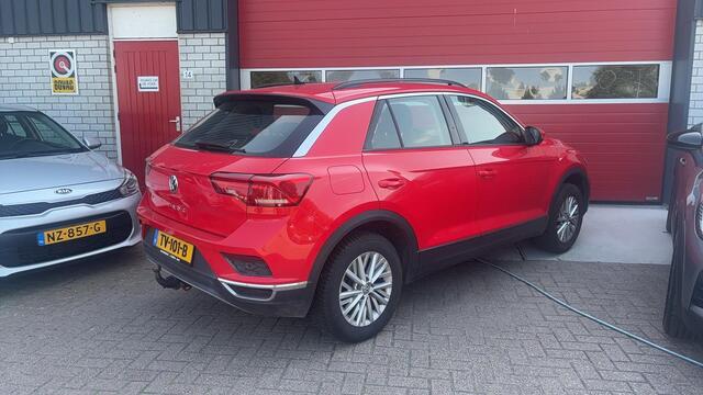 Volkswagen T-Roc 1.0 TSI Style TREKHAAK / CARPLAY / AIRCO / PDC / BLUETOOTH / ACC / ELEK RAMEN / NL-AUTO