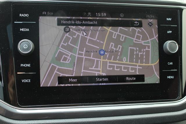 Volkswagen T-Roc 1.5 TSI Sport Business R-Line / AUTOMAAT / PANO DAK / VIRTUAL COCKPIT