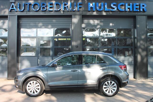 Volkswagen T-Roc 1.5 TSI Sport 150pk Stoel/stuur verwarming / afneembare trekhaak.