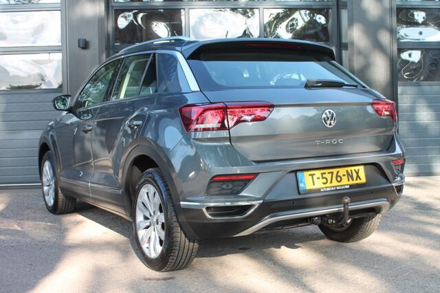 Volkswagen T-Roc 1.5 TSI Sport 150pk Stoel/stuur verwarming / afneembare trekhaak.