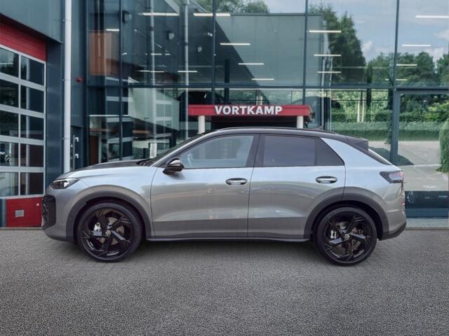 Volkswagen T-Roc 1.5 eTSI R-LINE BLACK STYLE TREKHAAK/PANO-DAK/CAMERA/ELEK-KLEP/ACC/STOELVERW