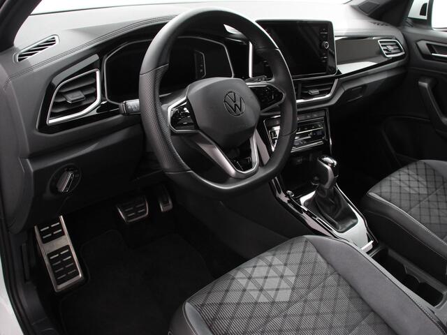 Volkswagen T-Roc 1.5 TSI 150pk Automaat R-Line Edition Navigatie Apple Carplay/Android Auto Camera Climate Control Electrisch te openen achterklep Dab Verwarmbare stoelen