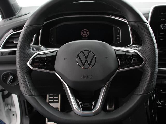 Volkswagen T-Roc 1.5 TSI 150pk Automaat R-Line Edition Navigatie Apple Carplay/Android Auto Camera Climate Control Electrisch te openen achterklep Dab Verwarmbare stoelen