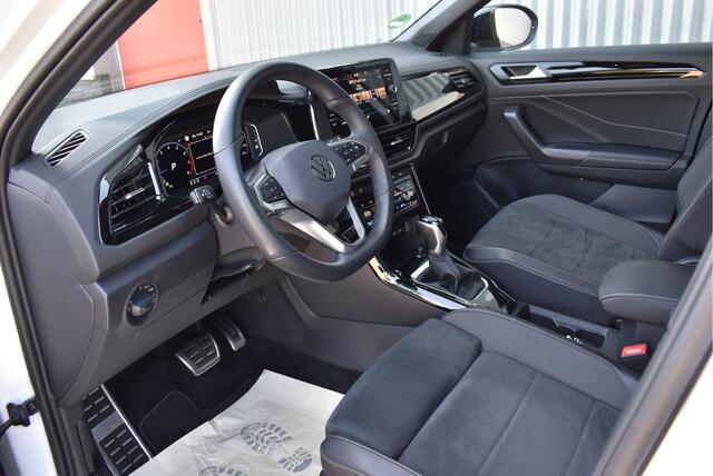 Volkswagen T-Roc 1.5 TSI R-Line Black Style LED grill, Adaptive cruise, Ergo active + Massage, IQ Light, Afn. trekhaak, Camera