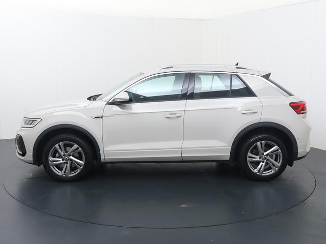 Volkswagen T-Roc 1.5 TSI R-Line | 150 PK | Automaat | Trekhaak | Adaptive Cruise Control | Achteruitrijcamera | Navigatiesysteem | R-Line |
