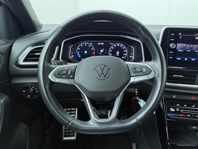 Volkswagen T-Roc 1.5 TSI R-Line | 150 PK | Automaat | Trekhaak | Adaptive Cruise Control | Achteruitrijcamera | Navigatiesysteem | R-Line |