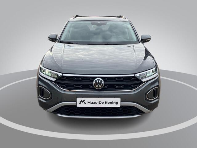 Volkswagen T-Roc 1.0 TSI 81KW/110PK Life Navigatie · Apple/Android Car Play · Camera + Parkeersensoren ·