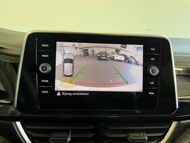Volkswagen T-Roc 1.5 TSI 150pk DSG R-Line Camera Navigatie Apple Carplay/Android Auto Climate Control Electrische kofferbak Led Dab Adaptive Cruise Control