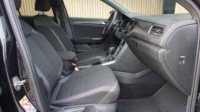 Volkswagen T-Roc 1.5 150pk TSI Sport Clima Keyless Dab Stoelverw *93244km* Virtual Adap cruise 17 inch LM * Nette T-roc*