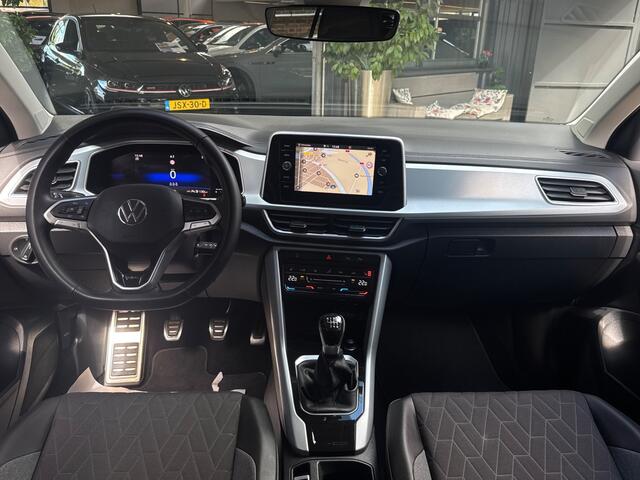 Volkswagen T-Roc TSI 115PK LIFE GOAL NAVI/CARPLAY/STOELVERW.
