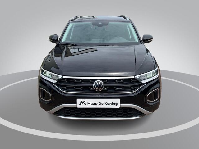 Volkswagen T-Roc 1.0TSI/110PK Goal · Navigatie · Apple/Android Car Play · Stoelverwarming · Dodehoeksensoren · Garantie t/m 10-07-2027