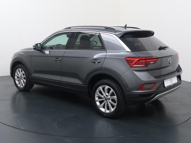 Volkswagen T-Roc 1.0 TSI Life Edition | 116 PK | Adaptive Cruise Control | Achteruitrijcamera | Climate control | Keyless Entry | LED verlichting | Apple Carplay / Android Auto |