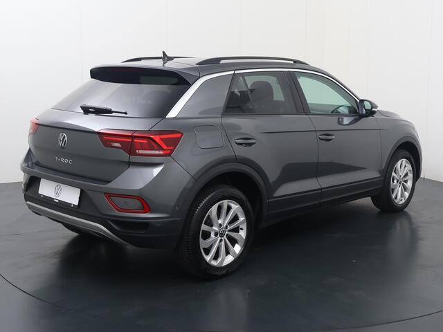 Volkswagen T-Roc 1.0 TSI Life Edition | 116 PK | Adaptive Cruise Control | Achteruitrijcamera | Climate control | Keyless Entry | LED verlichting | Apple Carplay / Android Auto |