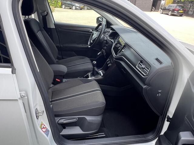 Volkswagen T-Roc 1.0 TSI Style LED NAVI CARPLAY